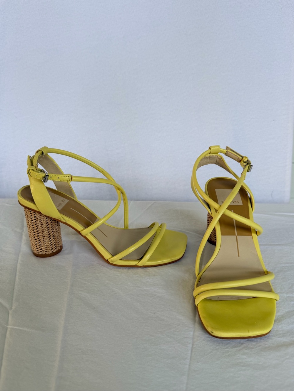 Dolce Vita Lemon Yellow Strappy Raffia Block Heel Sandals Euro Summer